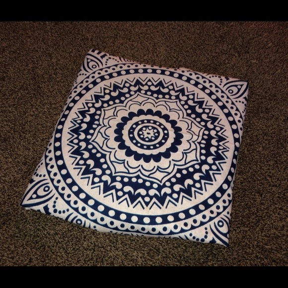 Blue Tapestry - Picture 3 of 5